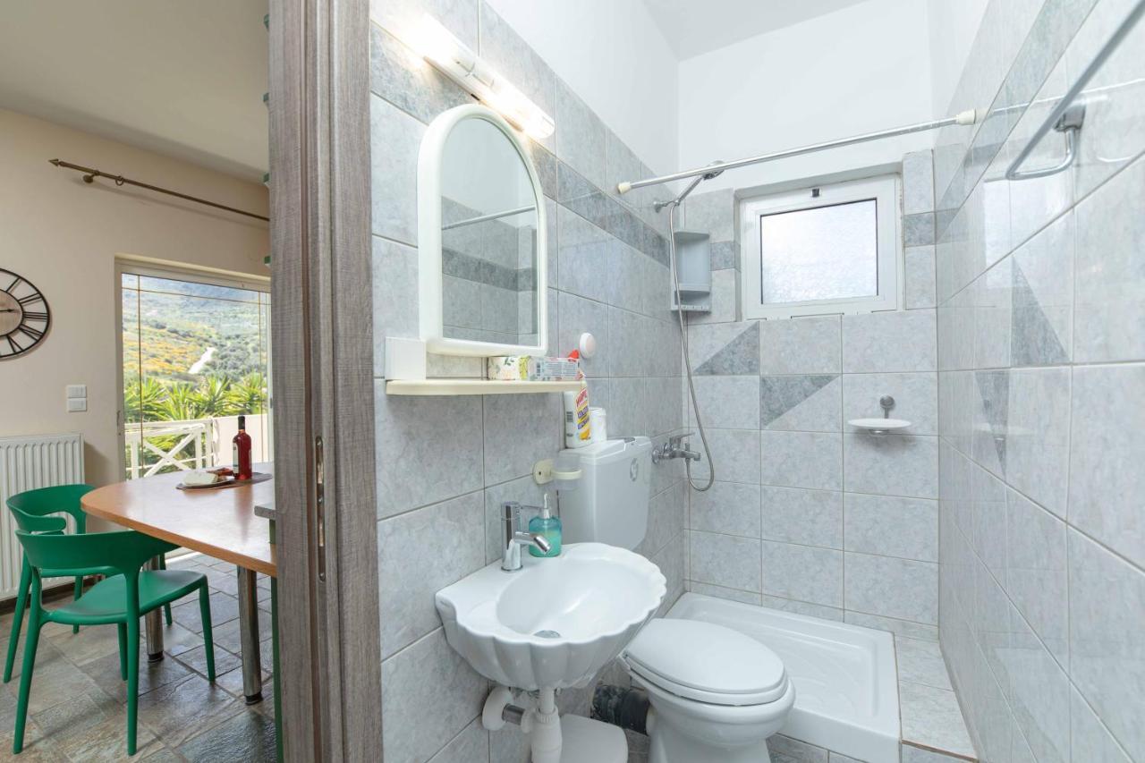 Villa Melenia For Family Holidays By The Beach Αγία Πελαγία  Εξωτερικό φωτογραφία