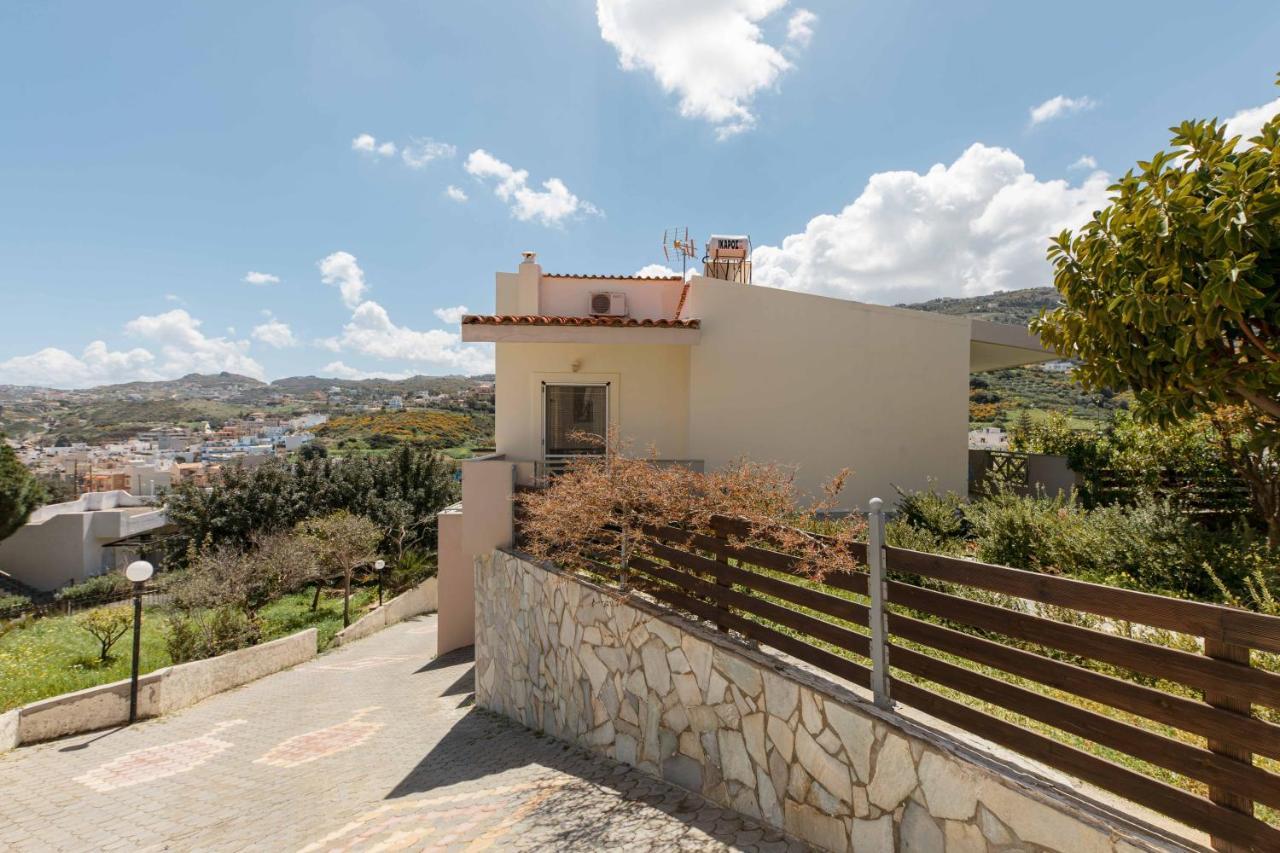 Villa Melenia For Family Holidays By The Beach Αγία Πελαγία  Εξωτερικό φωτογραφία